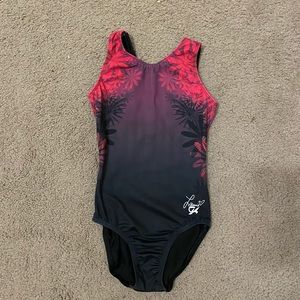 LAURIE HERNANDEZ GK LEOTARD 🔥